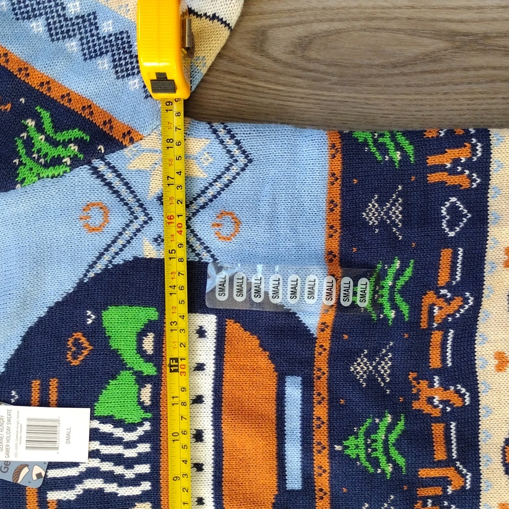 Hungry Gamer Holiday Christmas Sweater Geeknet Size Small NWT - Picture 7 of 10